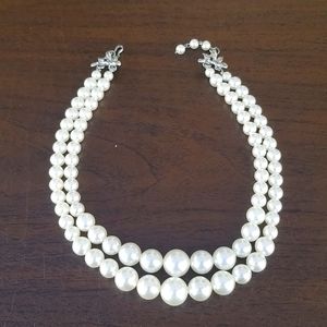 Elegant Pearl Necklace
